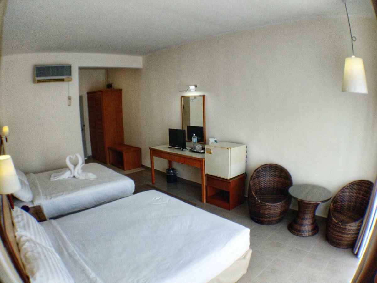Panorama Country Langkawi Hotel Куа Екстериор снимка