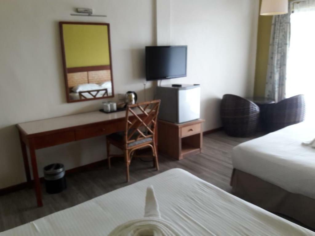 Panorama Country Langkawi Hotel Куа Екстериор снимка